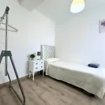 Dos Torres Frodo - Parking Privado Gratis *