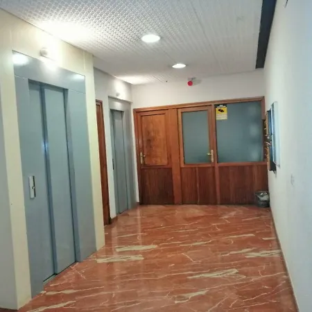 Dos Torres Frodo - Parking Privado Gratis Appartement Zaragoza
