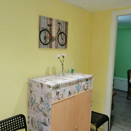 Dos Torres Frodo - Parking Privado Gratis *