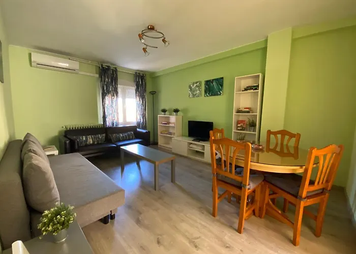 Dos Torres Frodo - Parking Privado Gratis *