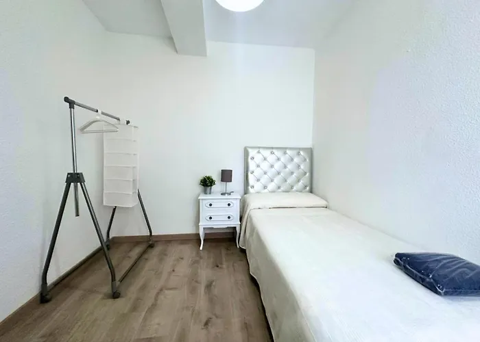 Dos Torres Frodo - Parking Privado Gratis Lägenhet Zaragoza